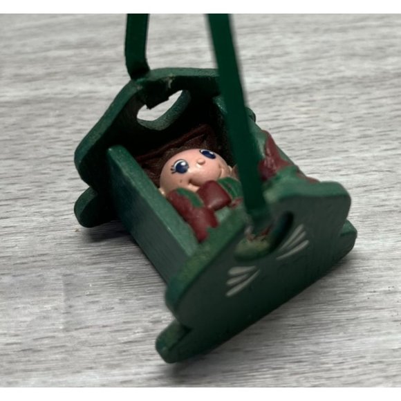 Green Baby Cradle Christmas Tree Ornament Wood Vintage Rock a Bye 1.25 Inch - Picture 5 of 7